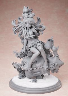 克洛伊·冯·爱因兹贝伦 居家服-资料图