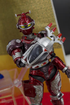 SHF 重甲战队 红战士-资料图