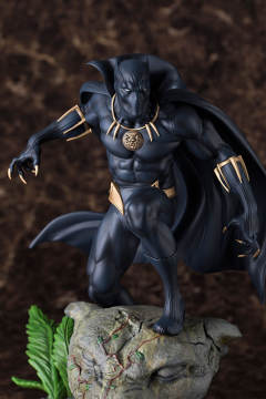Fine Art Statue 黑豹 -资料图