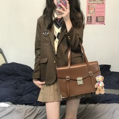 三口袋西服-资料图