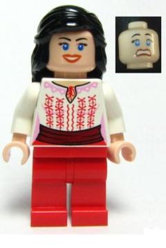 Marion Ravenwood - Red and White Cairo Outfit
