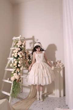 镜月花-资料图