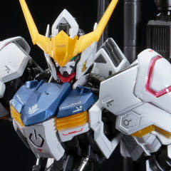 MG ASW-G-08 高达巴巴托斯 钛金属色电镀版-资料图