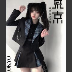 莫城·韩式制服-资料图