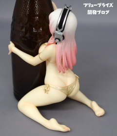 Drink Holder 超级索尼子 香槟金-资料图