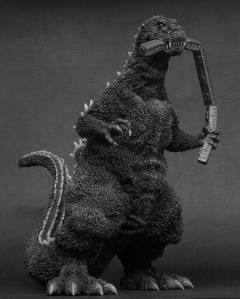 Toho 30cm Series 哥斯拉 "Train Gripper" Monochrome version