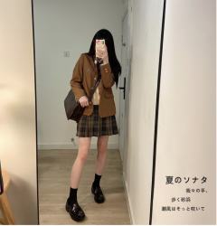 布朗茶茶·西服-资料图