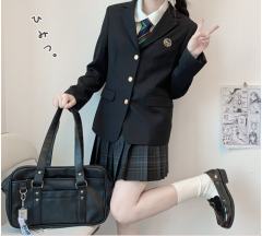 布朗茶茶·西服-资料图
