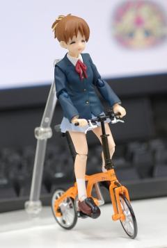 figma#EX-004 平泽忧 校服ver.-资料图