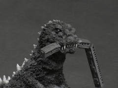 Toho 30cm Series 哥斯拉 "Train Gripper" Monochrome version-资料图