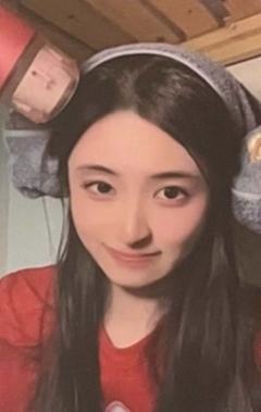 谢天依 23白情