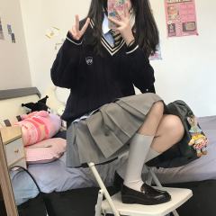 长袖毛衣-资料图