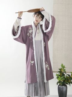 芳华慢-资料图