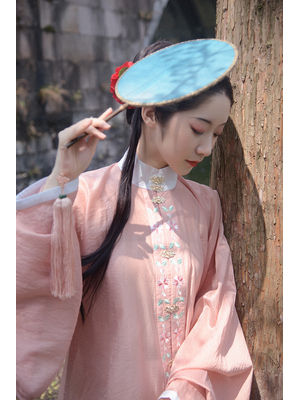 笑春风·短衫