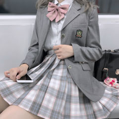 本佐中·西服-资料图