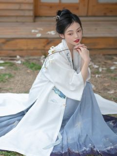 逍遥游-资料图