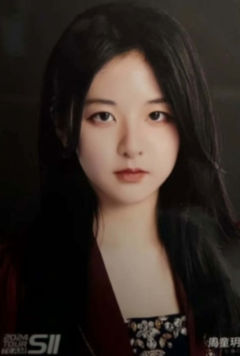 周童玥 Lover in Mirror巡演生写 ver.A