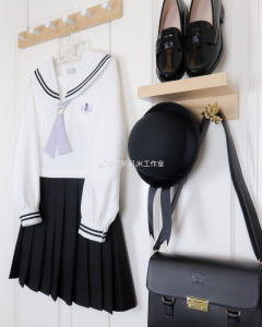 東呎中·水手服-资料图