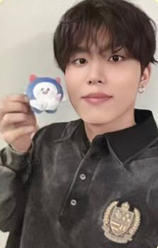 baby玩偶挂件卡 荣