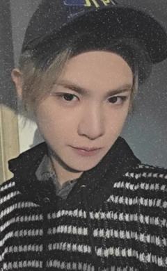 黄明昊 q音星光卡