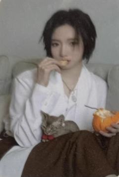 孟美岐 q音星光卡
