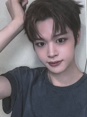 mnet plus签售线下1
