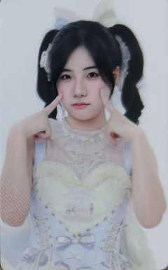 张佳仪夏季《48°C盛夏回忆》主题小卡 ver.B