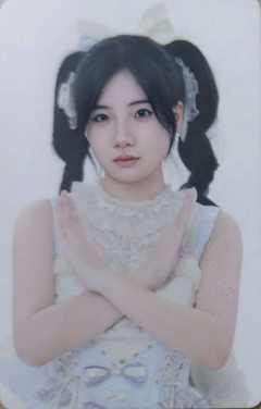 张佳仪夏季《48°C盛夏回忆》主题小卡 ver.C