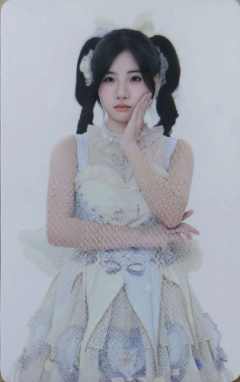 张佳仪夏季《48°C盛夏回忆》主题小卡 ver.A