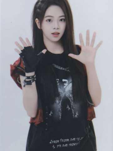 陈诗莹夏季《48°C盛夏回忆》主题小卡 ver.B