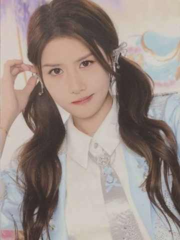 朱怡欣 九周年主题小卡 ver.B