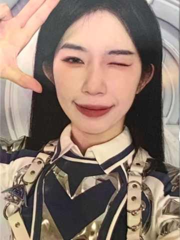 杨心渝  INTO THE LIGHT主题小卡