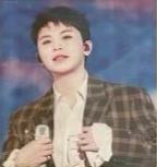 日巡蓝光wvs贴纸 勋