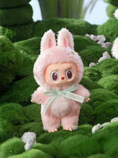 CLOSE TO SWEET搪胶毛绒公仔挂件-资料图