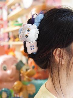 三花猫奶油鲨鱼抓夹-资料图