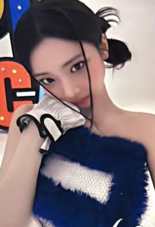 卡册卡 露