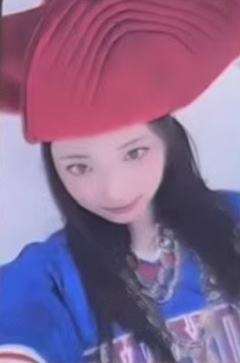 卡套卡 露
