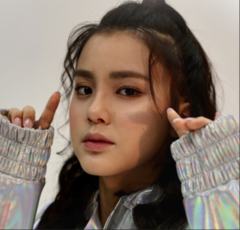 姚焯菲