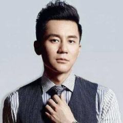 李晨