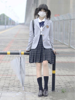 陵西高 西服-资料图