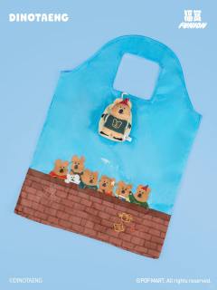 E赏-背书包-资料图