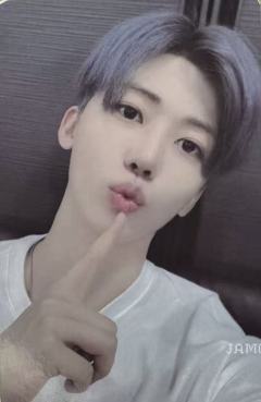 25生日周边卡 娜