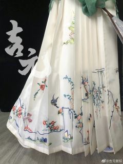 仿孔府花鸟裙-资料图
