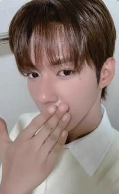 risingstar签售线下 jl
