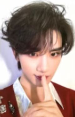 冠岁团款小卡 2
