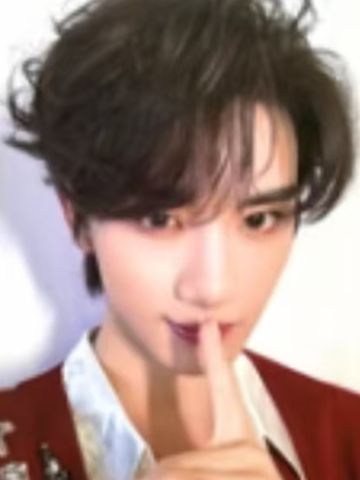 冠岁团款小卡 2