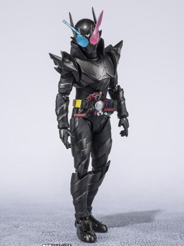 SHF 假面骑士Build 兔子坦克危险形态 平成世代版