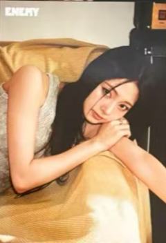 日周明信片 瑜 ver.E