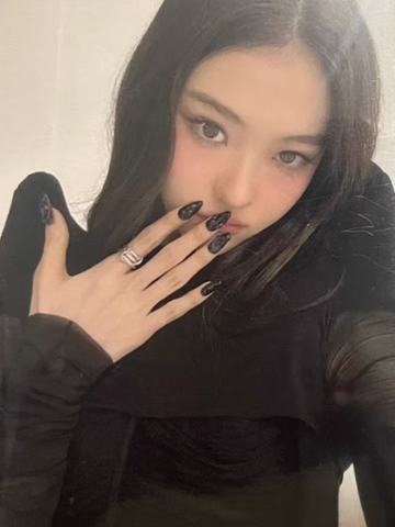 mwave ella