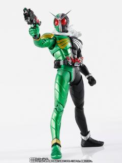 SHF 真骨雕 假面骑士W 疾风颅骨-资料图